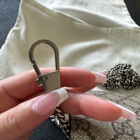 Gucci DIONYSUS GG SUPREME SUPER MINI BAG - Picture 10 of 16